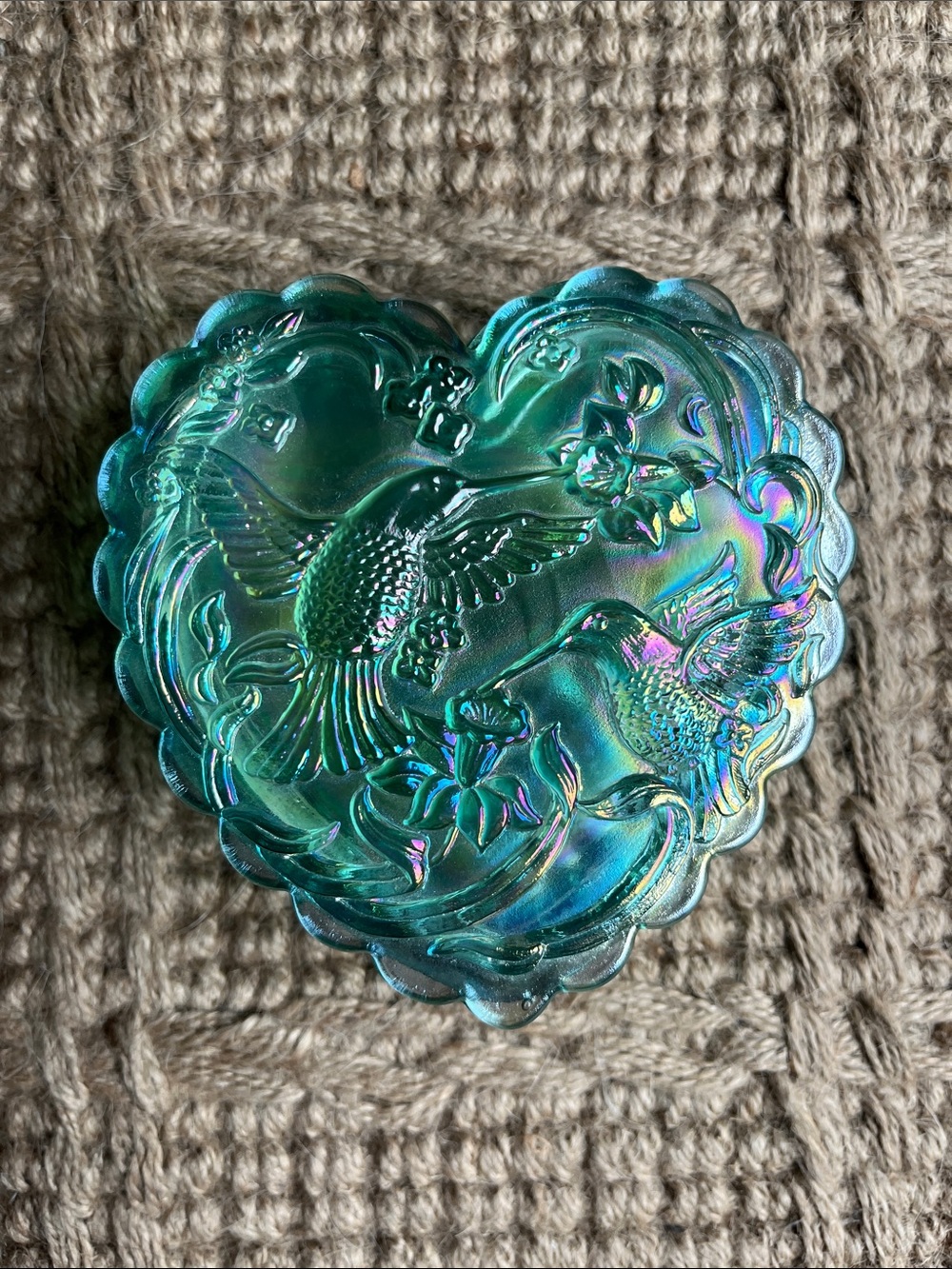 Vintage Fenton Art Glass Hummingbird Heart Box
